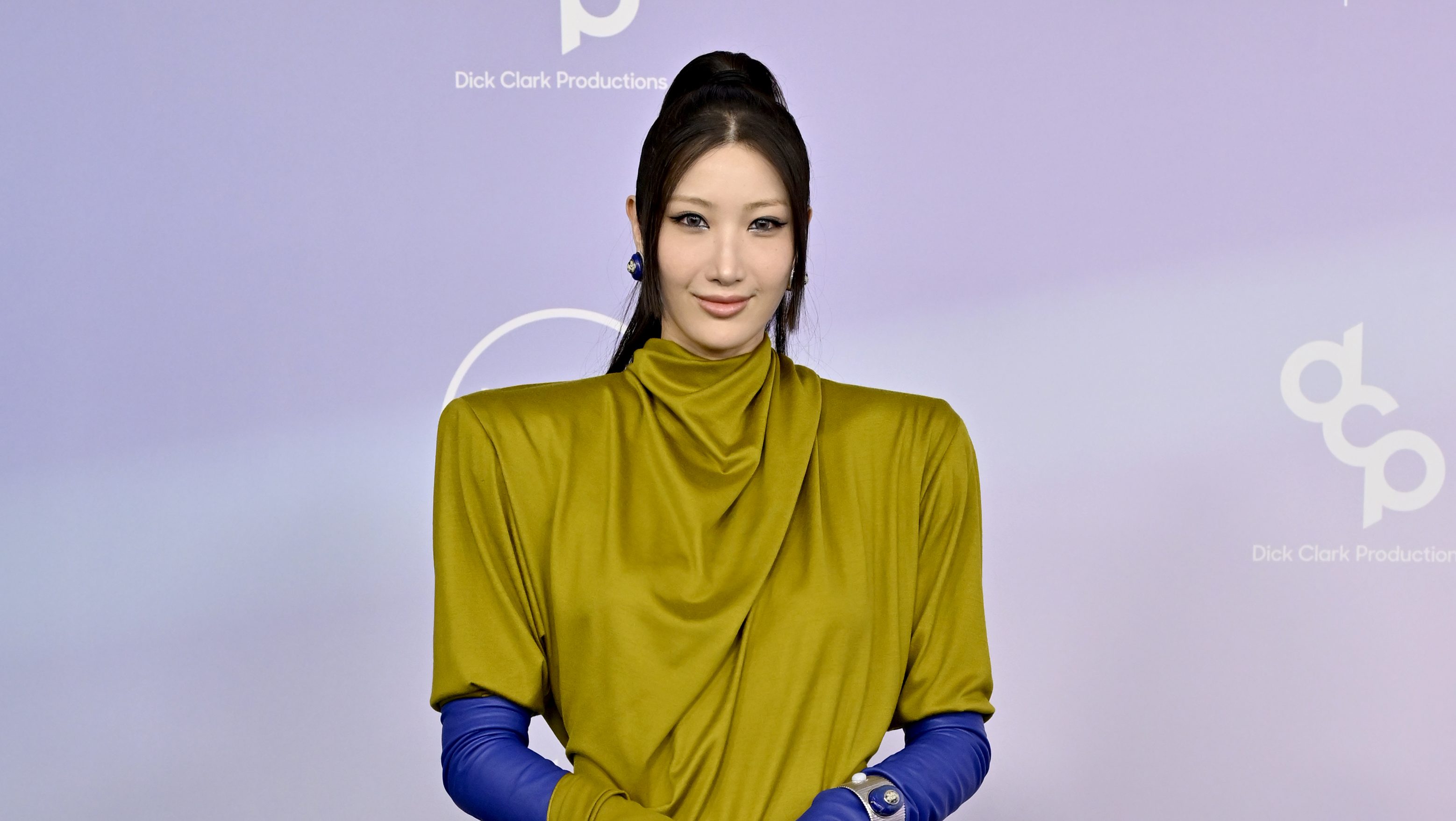 AMAs 2026 Best & Worst Dressed Celebrities: Photos of the Stars AMAs 2026 Best & Worst Dressed Celebrities: Photos of the Stars