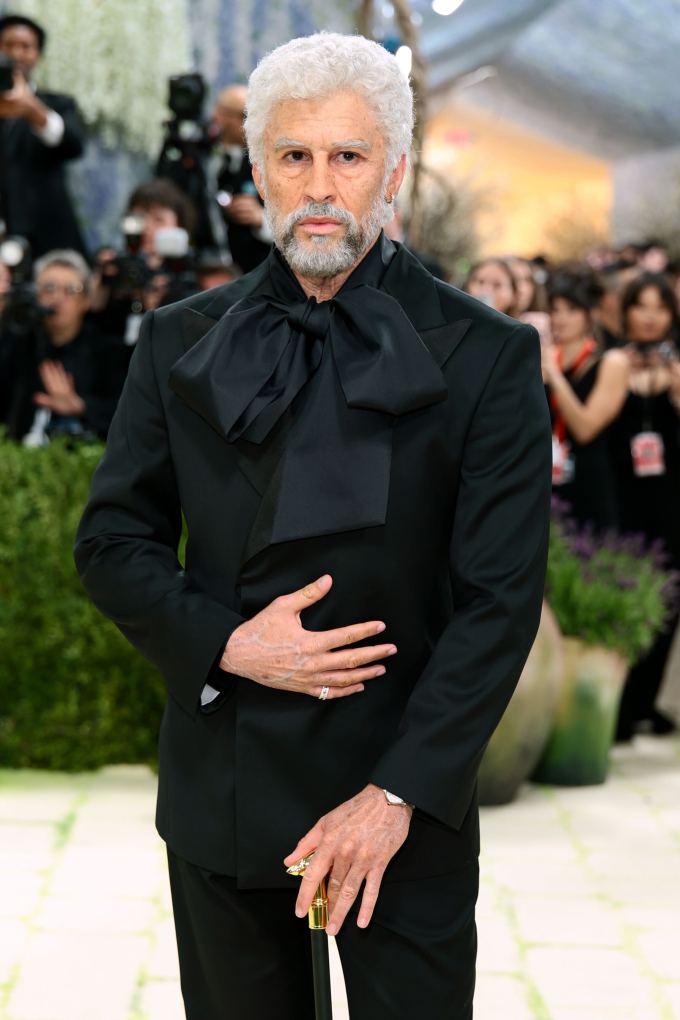 Met Gala 2026 Red Carpet: Photos of Celebrity Arrivals