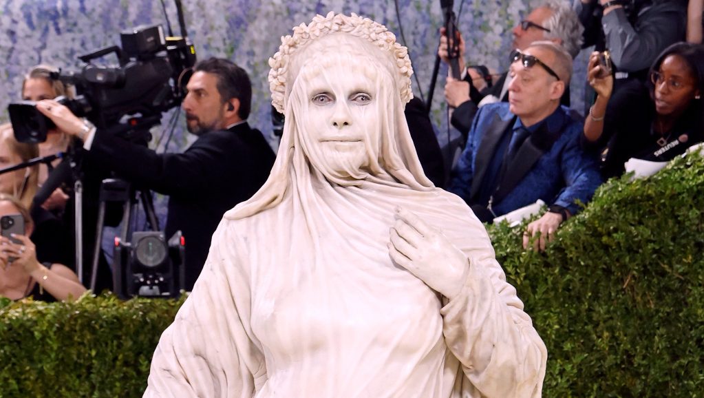 Heidi Klum at the Met Gala 2026: Photos of Her Statue Look