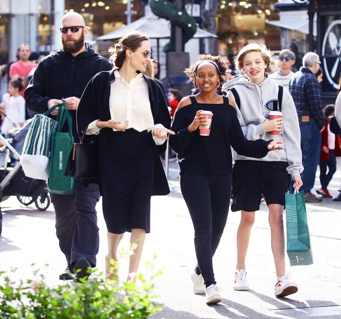 Angelina Jolie & Her Kids: Photos of Them on Fun Outings Angelina Jolie & Her Kids: Photos of Them on Fun Outings