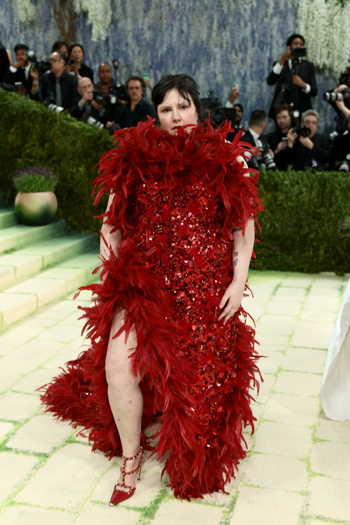 Met Gala 2026 Red Carpet: Photos of Celebrity Arrivals