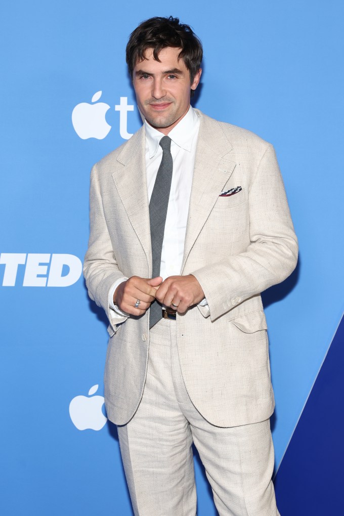 ‘Ted Lasso’ Season 4 Premiere: See Photos of the Original & New Cast ‘Ted Lasso’ Season 4 Premiere: See Photos of the Original & New Cast