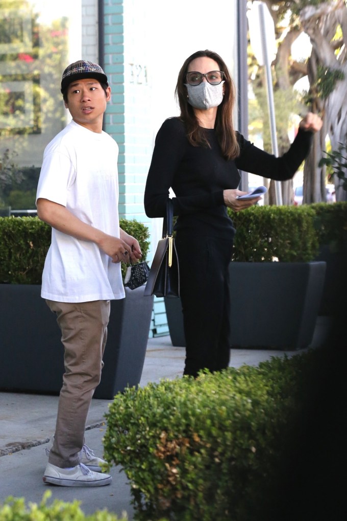 Angelina Jolie & Her Kids: Photos of Them on Outings Through the Years