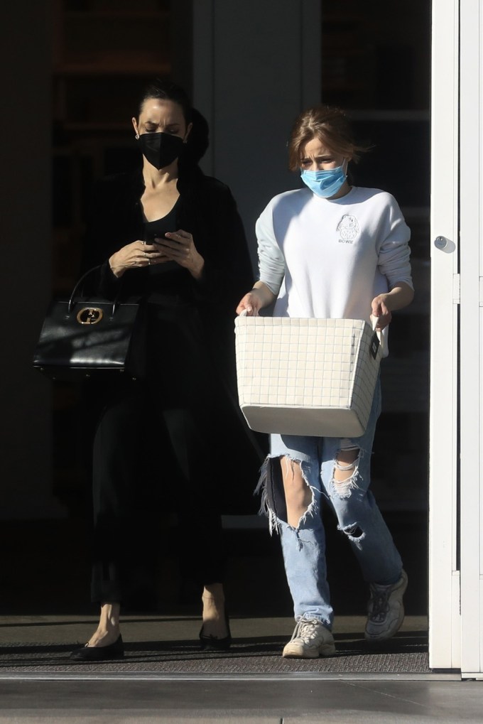 Angelina Jolie & Her Kids: Photos of Them on Outings Through the Years